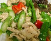 Chicken Woodear & Snow Peas
