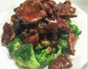L17. Beef With Broccoli